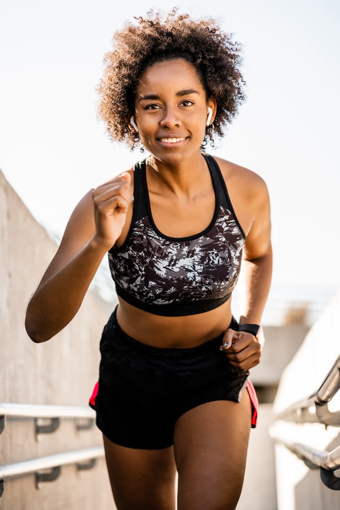 Athlete running an outdoor zone-2 session.